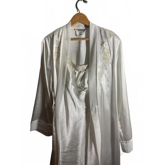 Linea Donatella Satin Robe and Nightie/ Embroidery/Sequins Wedding Bridal S/M - Picture 10 of 15